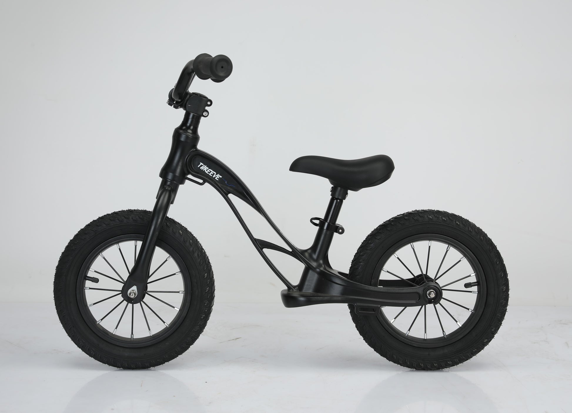 Threeve Zoomsday Balance Bike (Black) side view